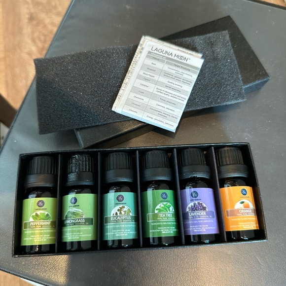 NWT Pure Essential Oil Works Tranquility Ultrasonic Oil Diffuser + Oils - Picture 7 of 7